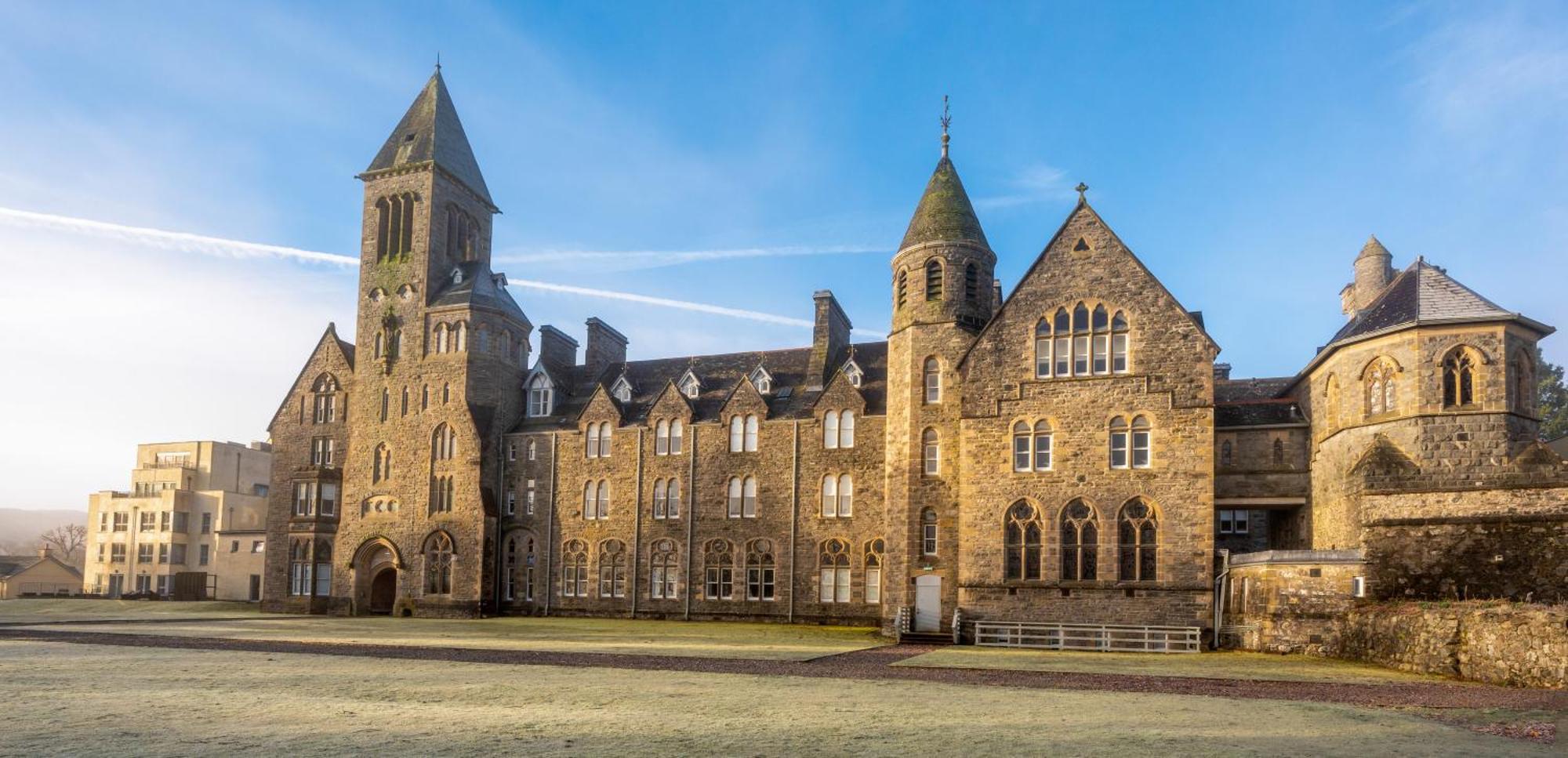 Monastery Apartment With Loch Ness View حصن أوغسطس المظهر الخارجي الصورة